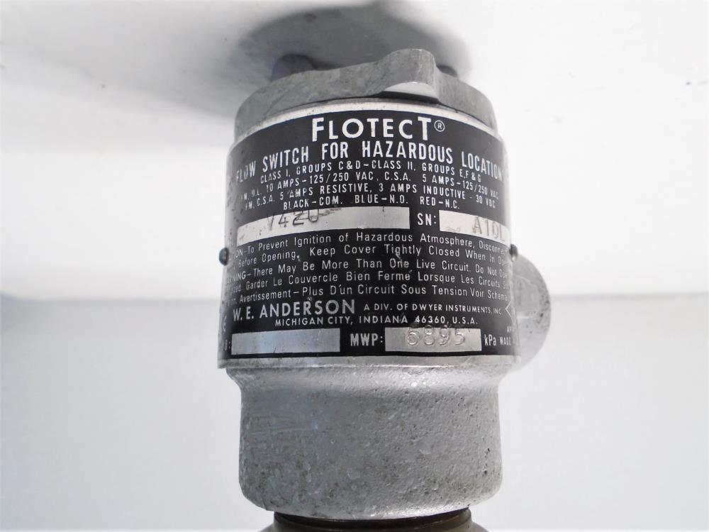 W. E. Anderson Flotect 1-1/2" Vane-Operated Flow Switch V42U